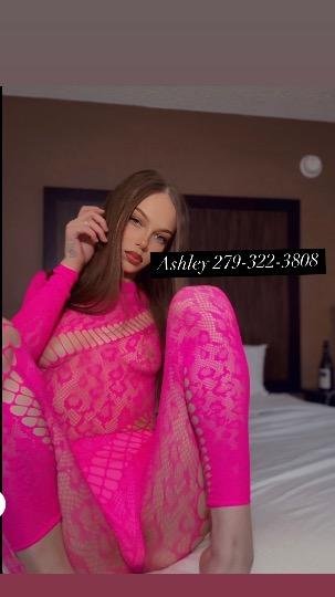 22 year old skinny escort in LA #jd8BqiDr